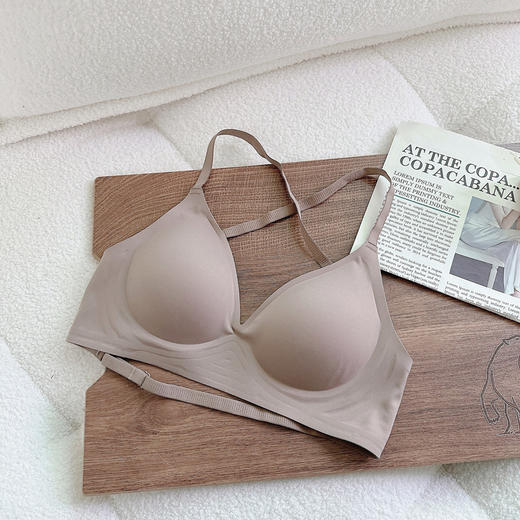 【舒适贴身！隐形露背设计】外扩无痕内衣女小胸聚拢显大腰细大U型美背夏季薄款隐形露背文胸lm 商品图6