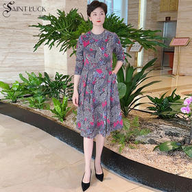 SAINT L’UCK/圣媛女装秋季中长款花色连衣裙SA319L13