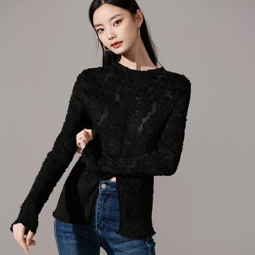 剩S/M/L 芳外【浮雕提花蕾丝T】2025春季新款褶皱肌理感女式T恤 商品图0