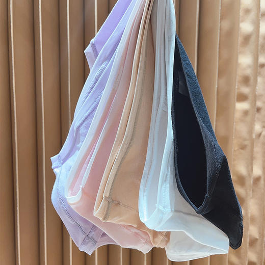 【活动商品，不退不换】舒适安心♥ 自带空调感的纯棉内裤 轻薄透气|吸湿排汗 婴儿棉纱材质 舒适触感 让你的每一寸肌肤 " 都因它而舒适 " 商品图2