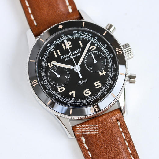 NOOB新品宝珀全新Ait Command空军司令系列AC02，极具传奇色彩的计时码表，新款空军司令在设计上忠于历史传统，并将上世纪50年代的复古风格和宝珀的高级制表工艺充分融合！ 商品图9