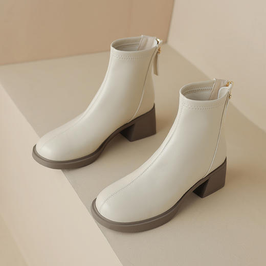 ZHR马丁靴女2023冬季新款厚底复古英伦黑色圆头英伦风气质女短靴 商品图4