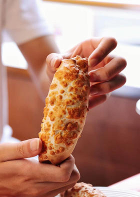 猫太推荐— 满满的牛肉，芝士牛肉卷