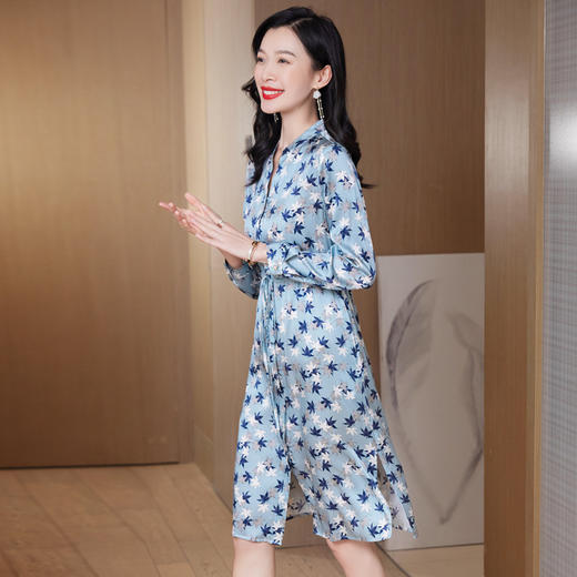 ASE-9516温柔风长袖真丝连衣裙春装女2023新款枫叶系带收腰显瘦桑蚕丝 商品图4