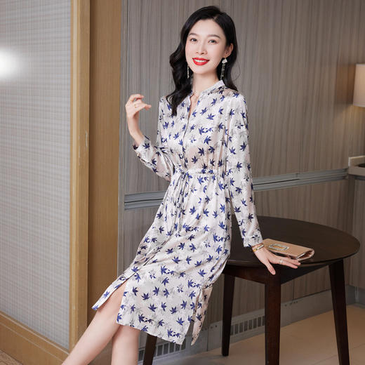 ASE-9516温柔风长袖真丝连衣裙春装女2023新款枫叶系带收腰显瘦桑蚕丝 商品图1