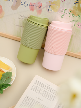 双层设计，保热保冷都很好