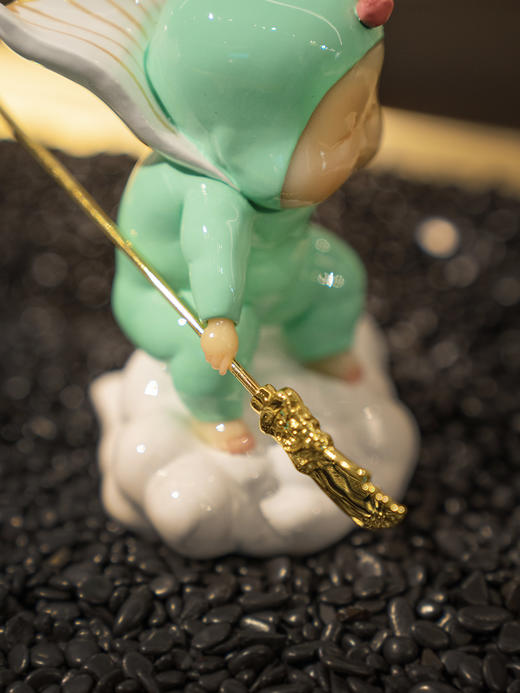 稀奇艺术瞿广慈作品《平步青云》mini桌面摆件饰品礼物 商品图3