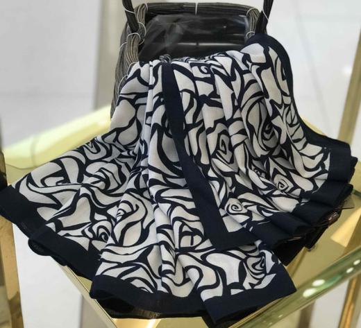 优品堂【花影摇曳】90方巾 商品图12