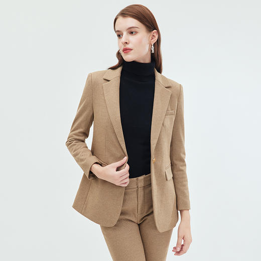 EITIE爱特爱冬季新款时尚通勤干练显瘦翻领外套女7203902 商品图1