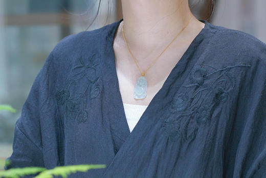 天然翡翠笑佛  镶嵌：18k金镶 商品图2