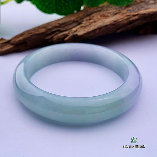 派瑞翡翠 翡翠手镯 糯种 浅绿 商品图2