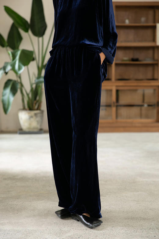 牧衣游原创丝绒净色长裤宽松 限量福利款------ 倚东风【不支持会员折】 商品图5