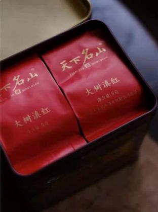 杞冠臻选｜天下名山 云南 2019年 红茶 大树滇红 70-140克 商品图2