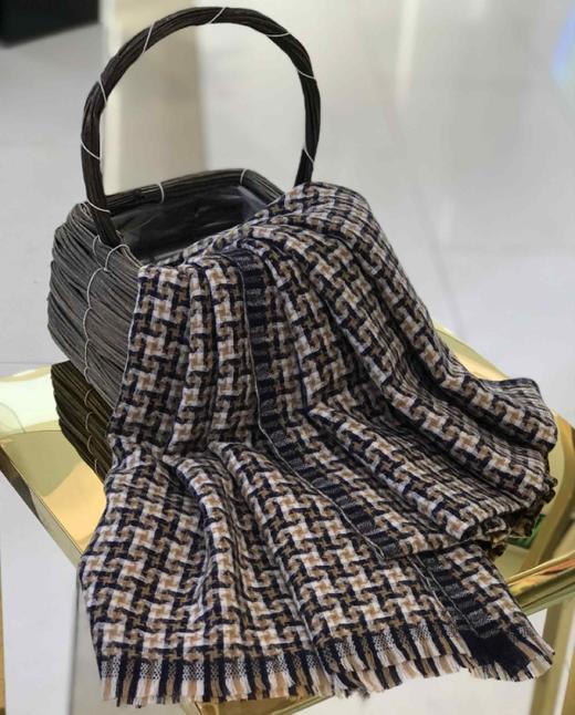 优品堂【品格宣言】羊毛披肩围巾两用 商品图4