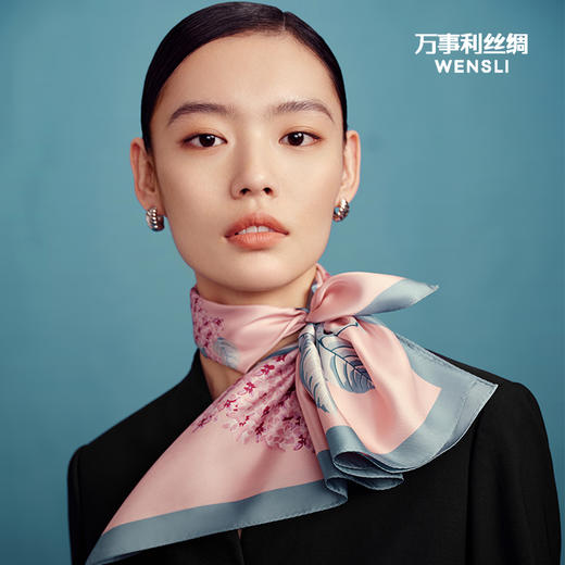 万事利“芙蓉花开”63厘米双面印花中方巾 商品图0