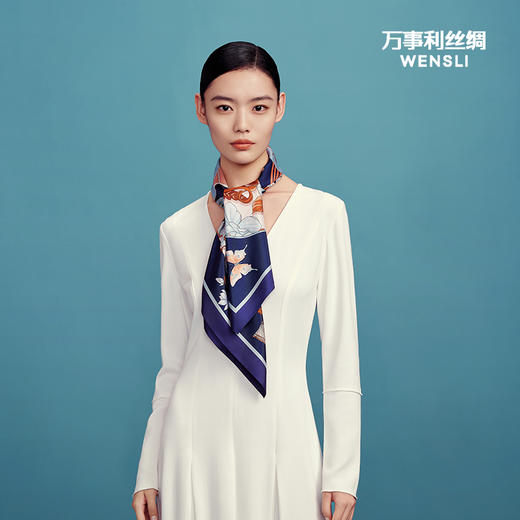 万事利“扇解人意”88厘米双面印花大方巾 商品图0