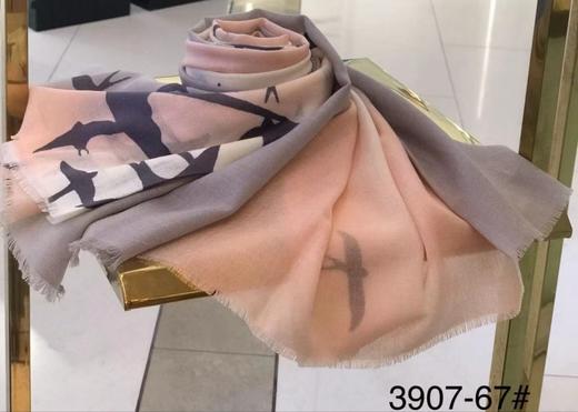 优品堂【花好月圆】羊毛披肩围巾两用 商品图4