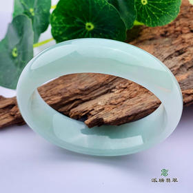 派瑞翡翠 翡翠手镯 糯种 浅绿