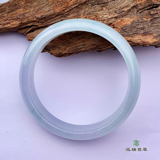 派瑞翡翠 翡翠手镯 糯种 浅绿 商品图1