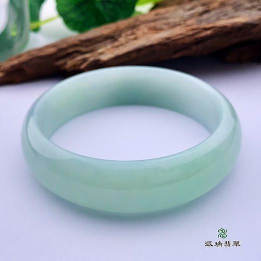 派瑞翡翠 翡翠手镯 糯种 浅绿 商品图2