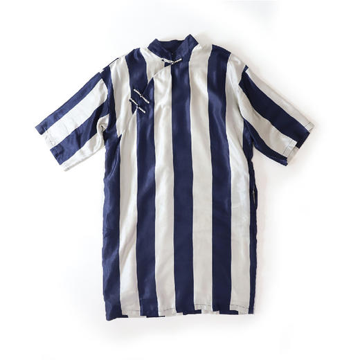 米马成衣 开学季宽身旗袍 全幅内衬长裙 凉一点的时候就搭长裤 商品图4