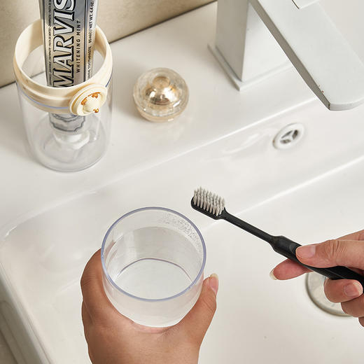 「9.9元包邮！便携漱口杯」卡通小熊便携式旅行漱口杯 旅游出差洗漱牙具盒牙刷牙杯套装洗漱杯餐饮用具 商品图2