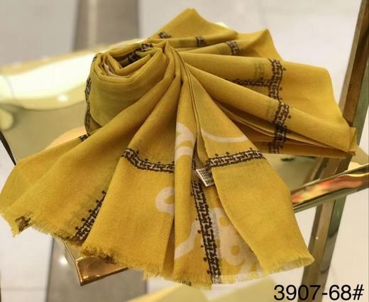 优品堂【花好月圆】羊毛披肩围巾两用 商品图7