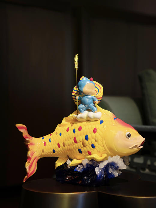 稀奇艺术瞿广慈《好运锦鲤》客厅寓意祝福摆件收藏限量桌面雕塑 商品图4
