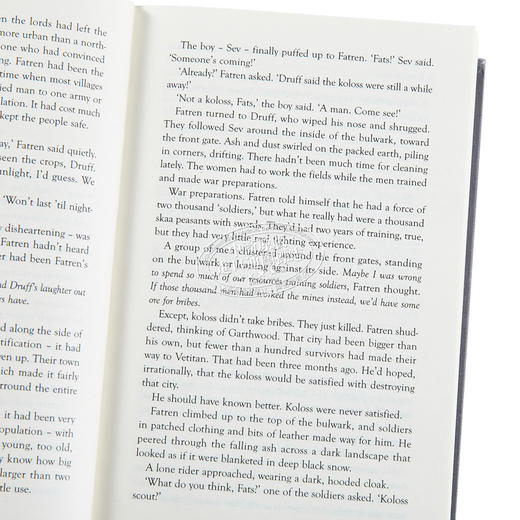 预售 【中商原版】迷雾之子三部曲 一纪元 3 永世英雄 收藏版 英文原 The Hero of Ages Collector s Edition Brandon Sanderson 商品图3