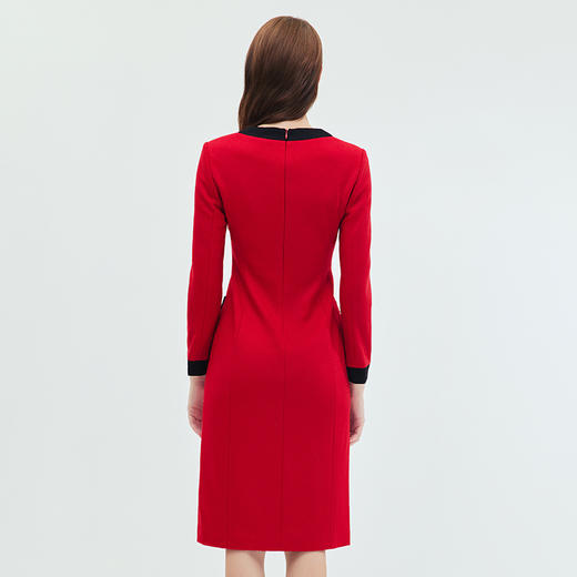 EITIE爱特爱冬季新款通勤洋气撞色V领显瘦百搭连衣裙女7207919 商品图4