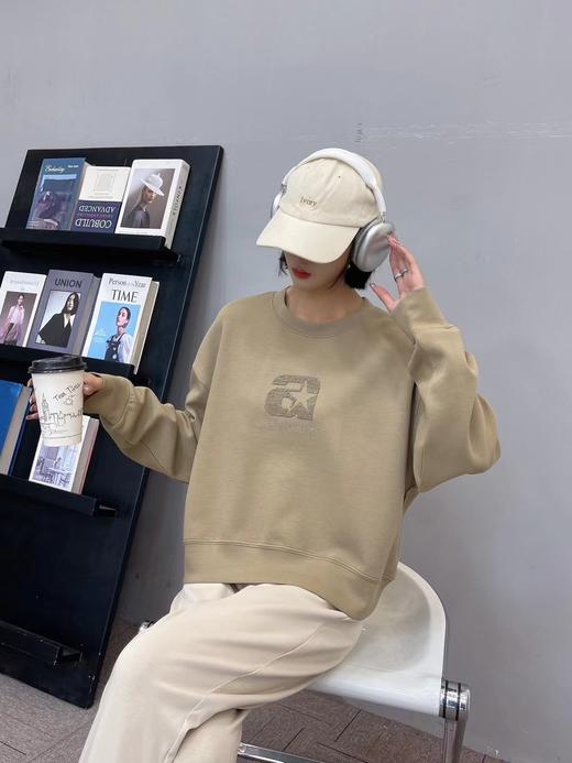 女星星卫衣6072 商品图0