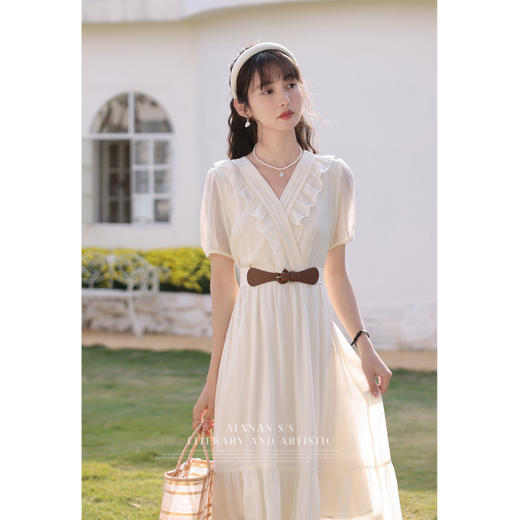 鹿向南《丁达尔效应》法式夏季气质v领连衣裙女新款短袖裙子LXN29203 商品图1