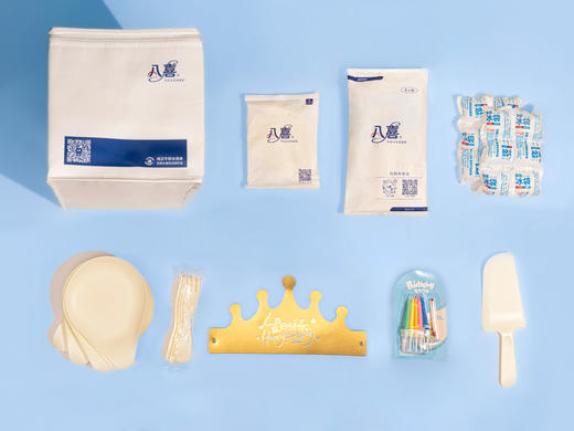 购买蛋糕免费送（保温袋、冰袋、餐具、生日帽、蜡烛） 商品图1