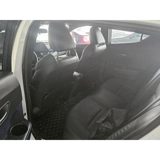丰田 C-HR 2.0L 领先版【长租-北京】 商品图7