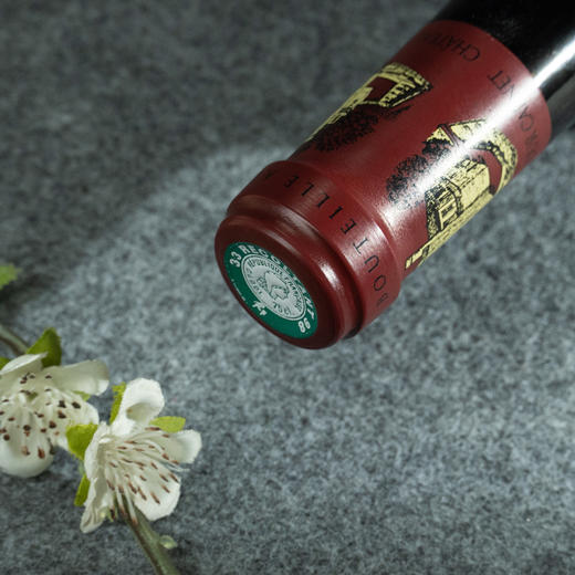 法国进口 拉图嘉利城堡酒庄750ml干红葡萄酒 商品图3