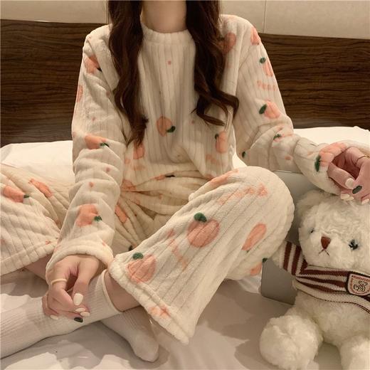 【甜美可爱！珊瑚绒暖暖家居服套装】秋冬款月牙加厚家居服可爱睡衣，时尚大码睡衣睡裤两件套！可爱舒适家居服 商品图1