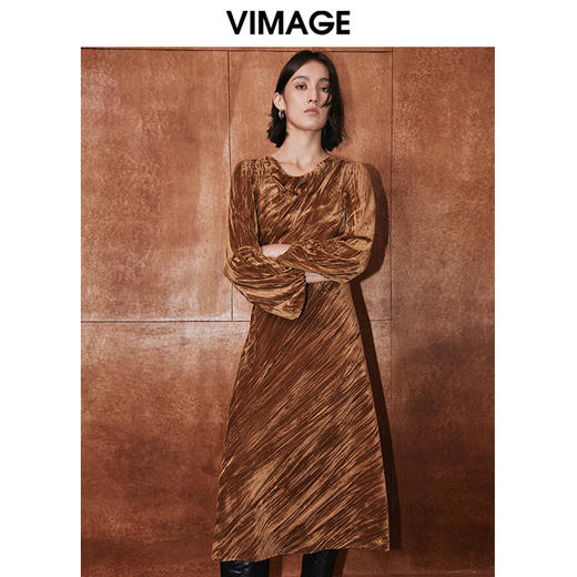 VIMAGE纬漫纪冬季新款时尚百搭高级舒适连衣裙V2007625 商品图0