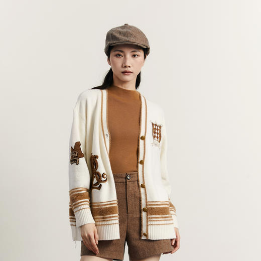 谜底针织开衫女2023冬新品复古文艺学院风中长款针织衫234MZ1880 商品图0