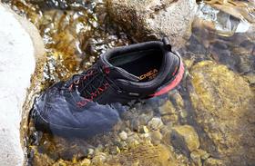 【开箱、防水测评】PLASMAGTX低帮！穿上这双鞋，你就是户外最靓的仔！ 