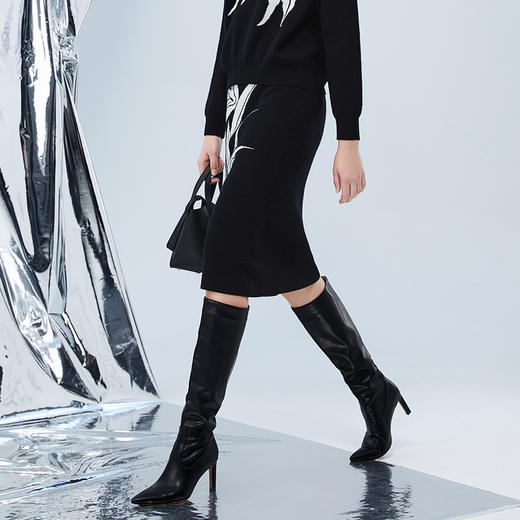 EITIE爱特爱冬季新款时尚包臀保暖过膝印花针织半身裙7601304 商品图2