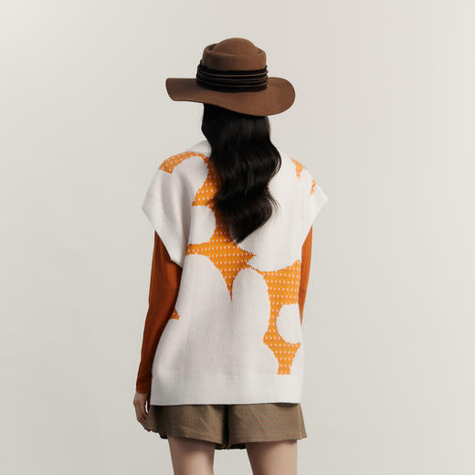 谜底V领针织衫马甲女2023冬新品复古文艺套头中长款毛衣234MZ1866 商品图2