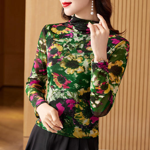 KQL402H3272 2023秋冬新款印花网纱长袖半高领打底衫气质修身T恤女上衣小衫 商品图2