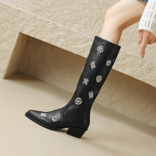 冬季新款，时尚复古风金属装饰长靴CZ-2329-3 商品图1