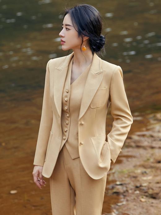 秋季新款卡其色西服微喇长裤高端时尚马甲西装国风正装 商品图4