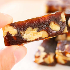 【枣泥核桃糕】小锅慢熬2小时！每天现做，甜糯又香脆，当然营养也是更加丰富，开袋即食，老人孕妇小孩放心小零食！~