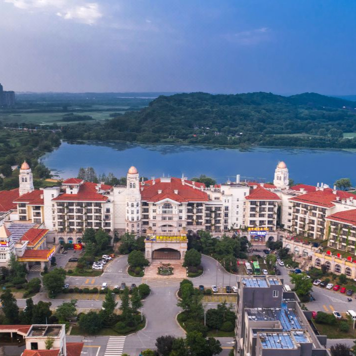 九华山祈福之旅，安徽池州碧桂园凤凰酒店祈福度假￥348/人起2晚/3晚，4人起订，含酒店至九华山往返接送，漫游诗城，住欧式宫廷花园