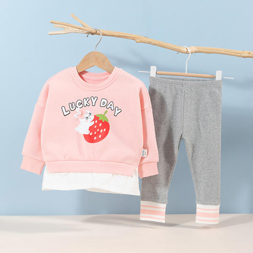 贝贝怡童装秋冬款女童加绒保暖卫衣套装兔子草莓卫衣休闲裤两件套233T2630
 商品图5