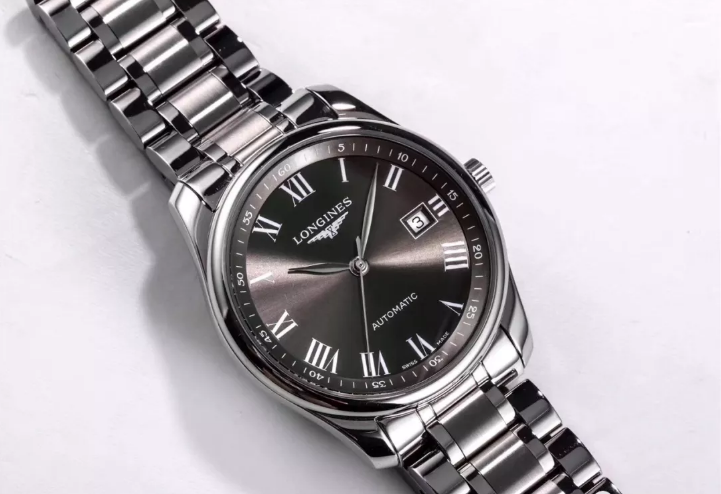 V9厂浪琴名匠三针日历40mm复刻表深度评测