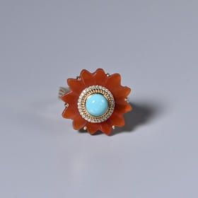 清代红玛瑙“红花红颜”戒指