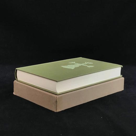 托马斯·哈代《还乡》（1972） 数十幅木版画插图 精装18开带书匣 商品图1